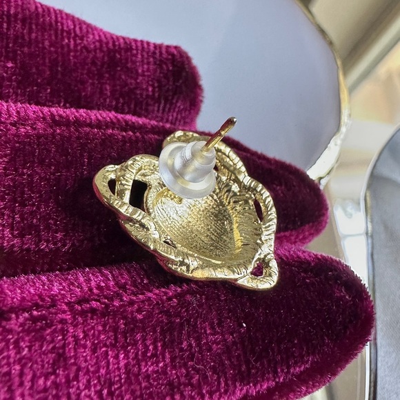 Zara Gold Heart Pearl Earrings - Picture 7 of 9